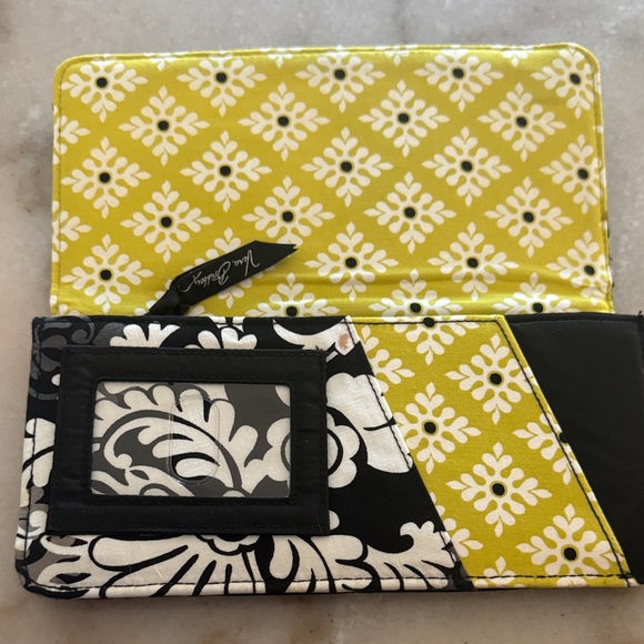 Floral Patterned Wallet - Picture 2 of 5